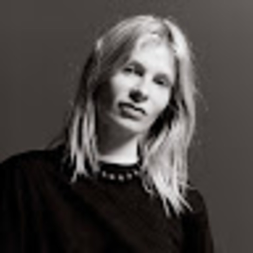 Meet your Posher, Constance